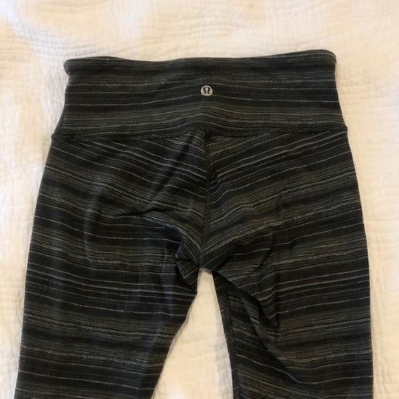 Lululemon leggings - Picture 1 of 2